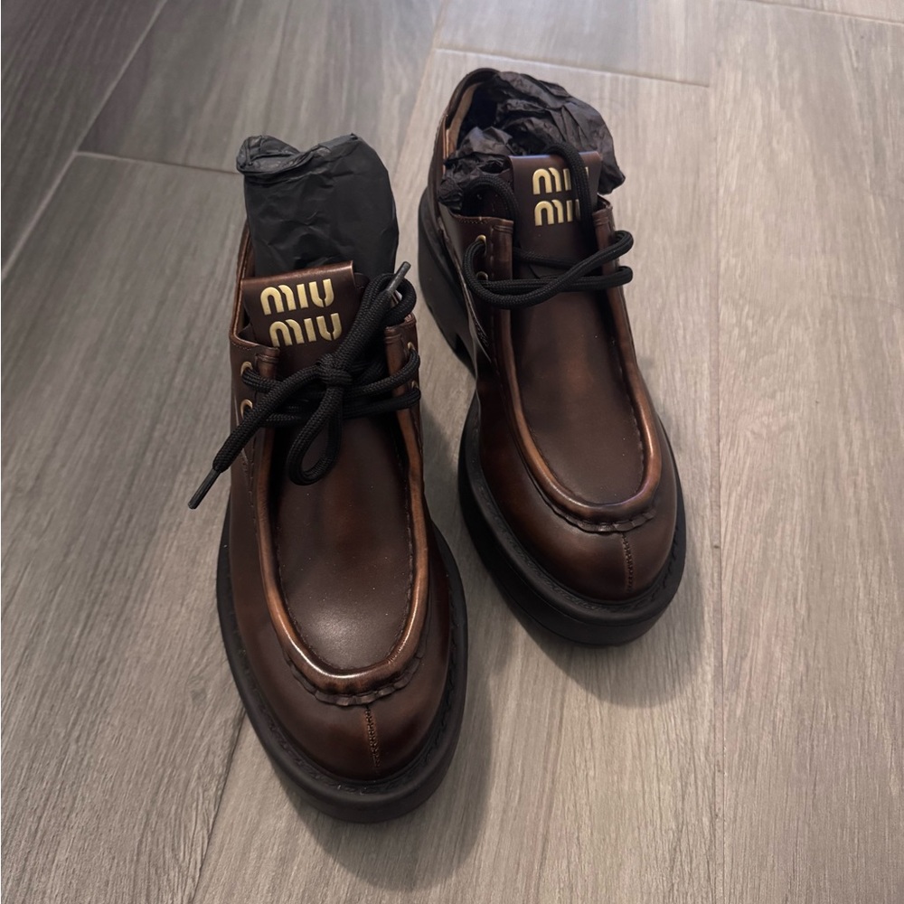Miu Miu Laced Fume leather shoes
